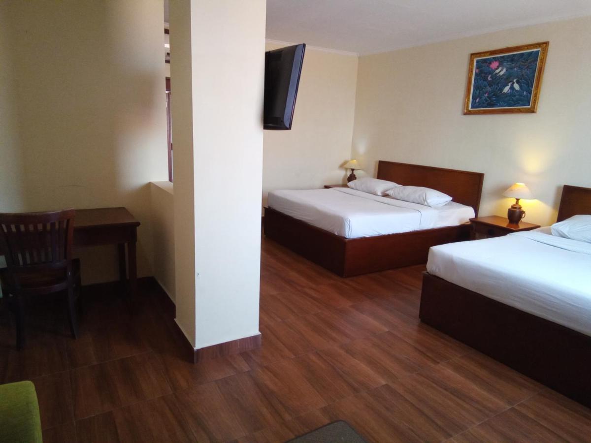 Hotel Puri Dibia Kuta Кута Екстер'єр фото