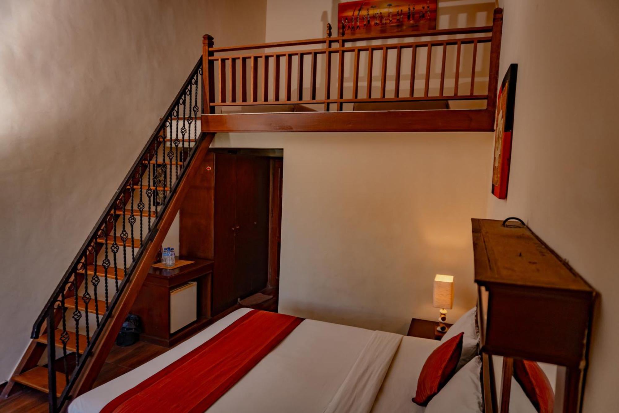 Hotel Puri Dibia Kuta Кута Екстер'єр фото